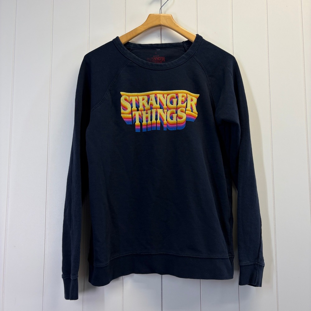 Netflix Stranger Things Rainbow Streetwear Sweatshirt Women Medium Indie Grunge